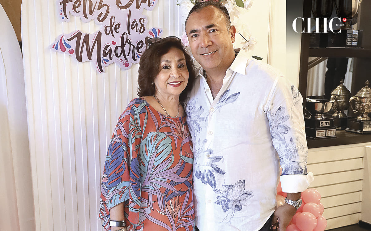 IMELDA ÁLVAREZ Y ALBERTO ALTAMIRANO llegaron puntuales al Club Campestre Tampico