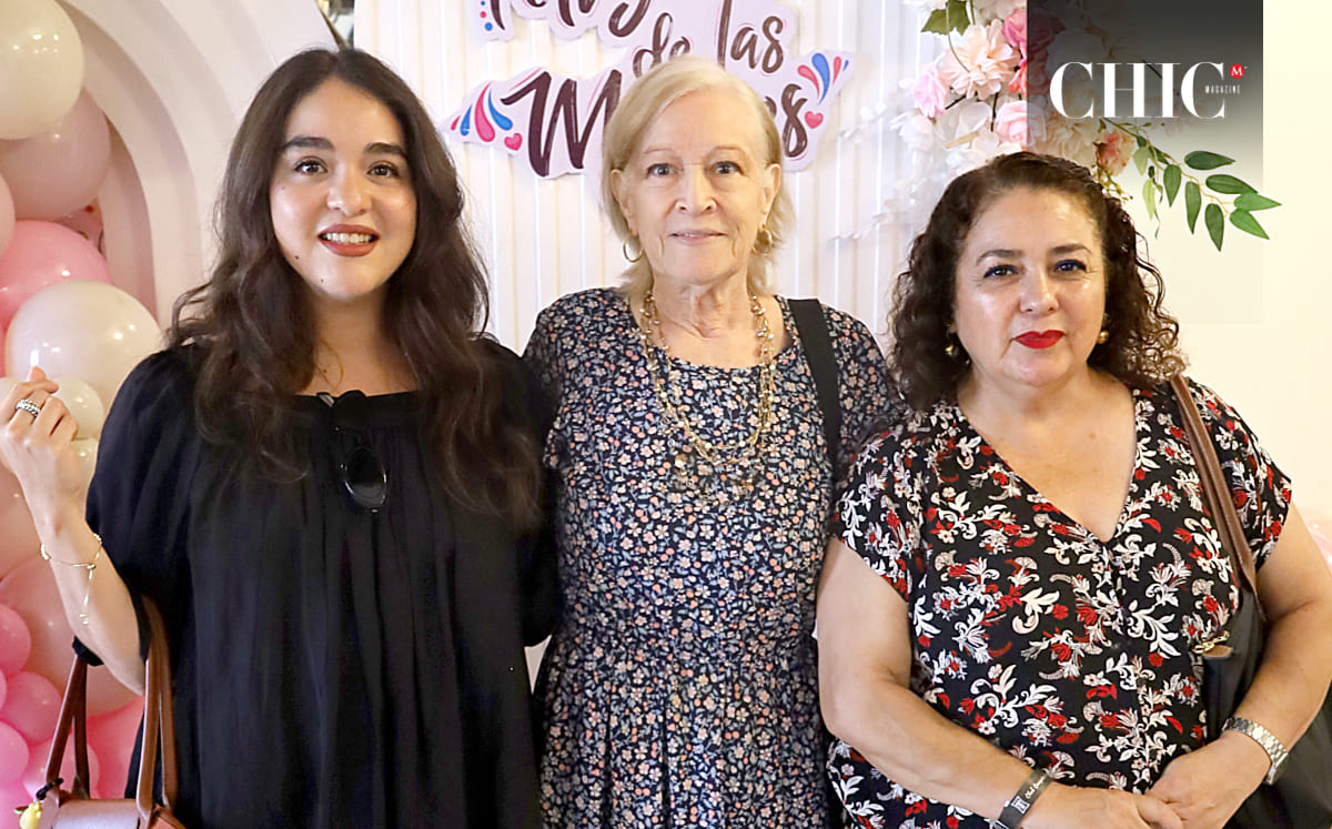 MAYRA SÁNCHEZ, JOSEFINA DE SALAZAR Y MARÍA ELIZA MARTÍNEZ nos regalaron sus mejores sonrisas