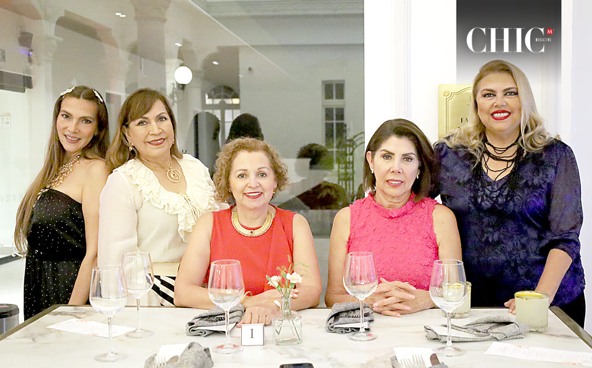 Asistencia a la cena llegaron puntuales al Museo de la Ciudad Tampico