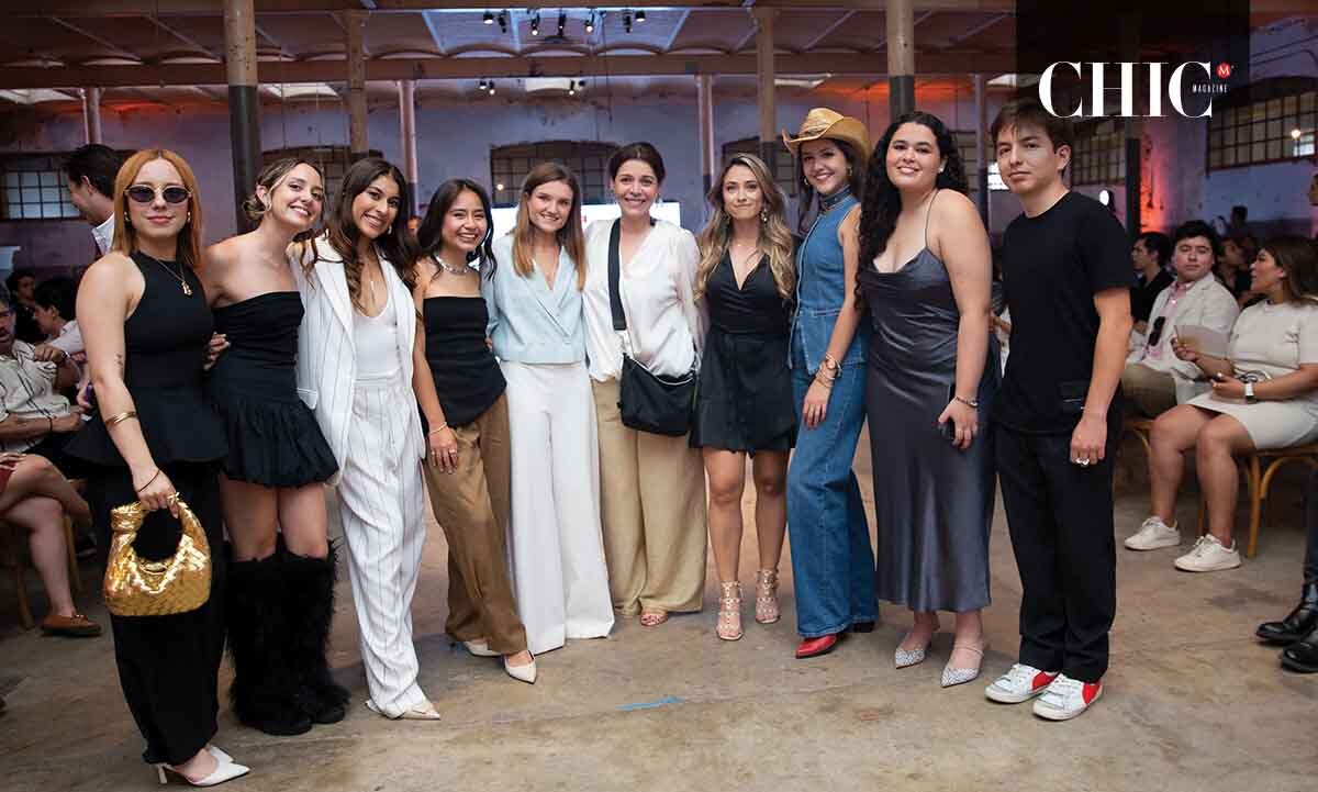 Gabriela Belén Méndez, Paulina Garabana, Marisela Escudero, Ximena Martínez, Betsy Herrera, Ana Isabel Llaca, Carolina Durán, Paulina Moreno y Aldo T.