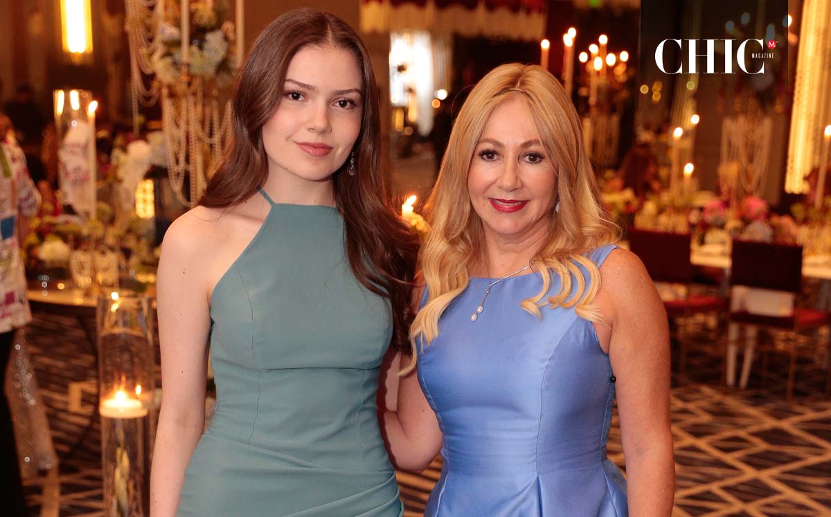 Christy Flores y Marcela Ayala