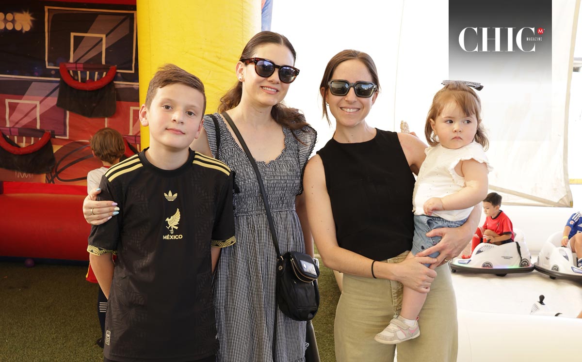 Daniel, Valeria, María Ofelia y Ana