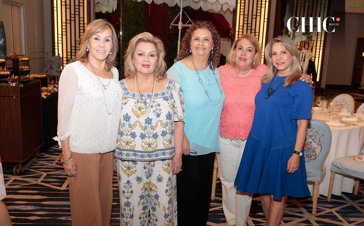 Nancy Santos, Leticia Rueda, Yelile Marcos, Olga González y Rosy Zambrano