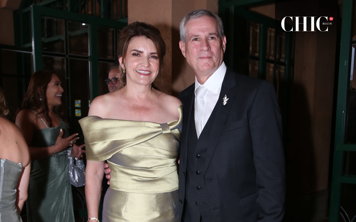 Papás de la novia. Norma Flores de Cebrián y Roberto Cebrián