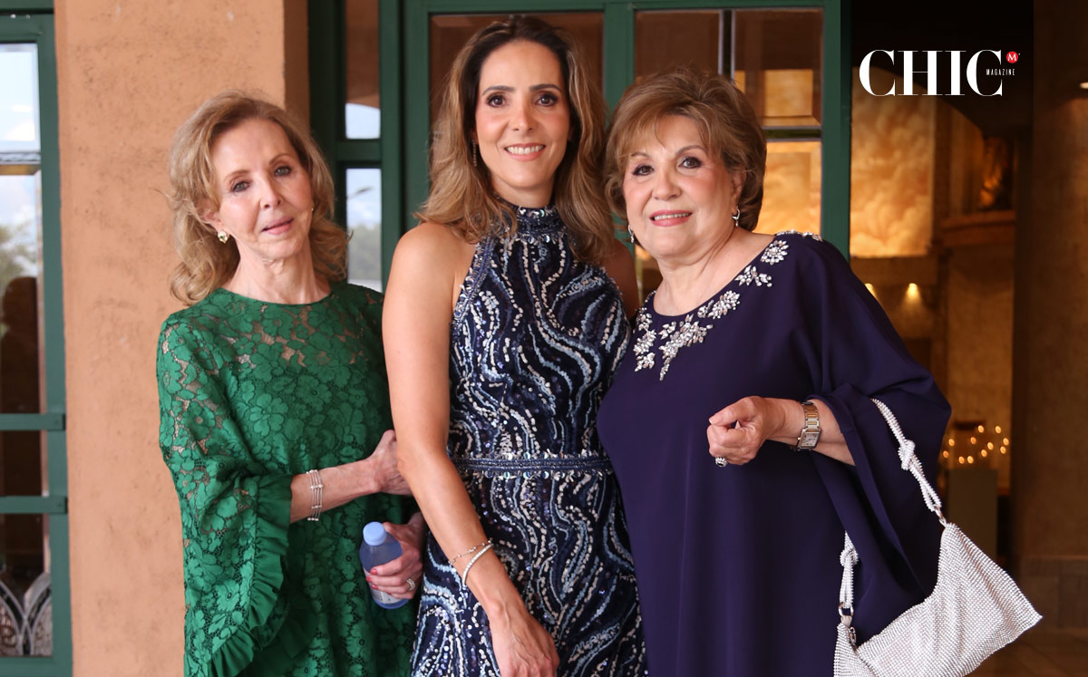 Rebeca Pérez, Raquel Galván de González y Sylvia Pérez