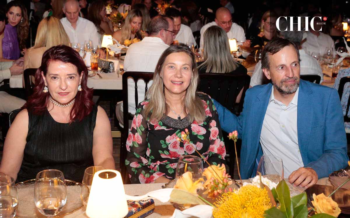 Taiyana Pimentel, Yolanda Estrada y Vicente Mas