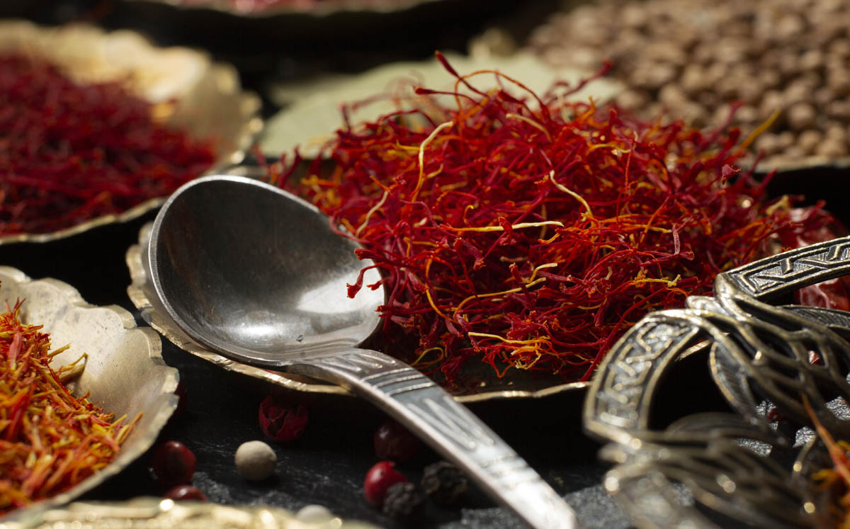 Cada aroma da una experiencia única con sus notas de especias que se adaptan a cada piel (Foto: Freepik)