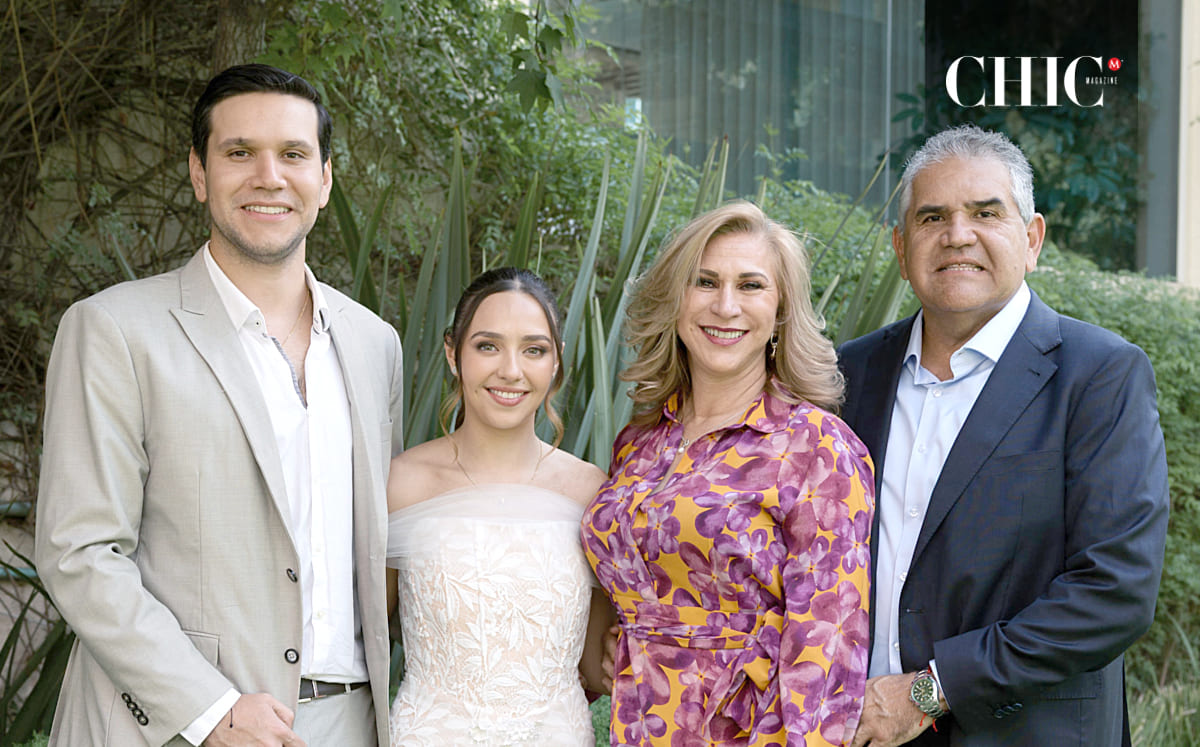 ANDRÉS MONTALVO, REGINA RÍOS, GABRIELA GALINDO Y ROBERTO RIOS