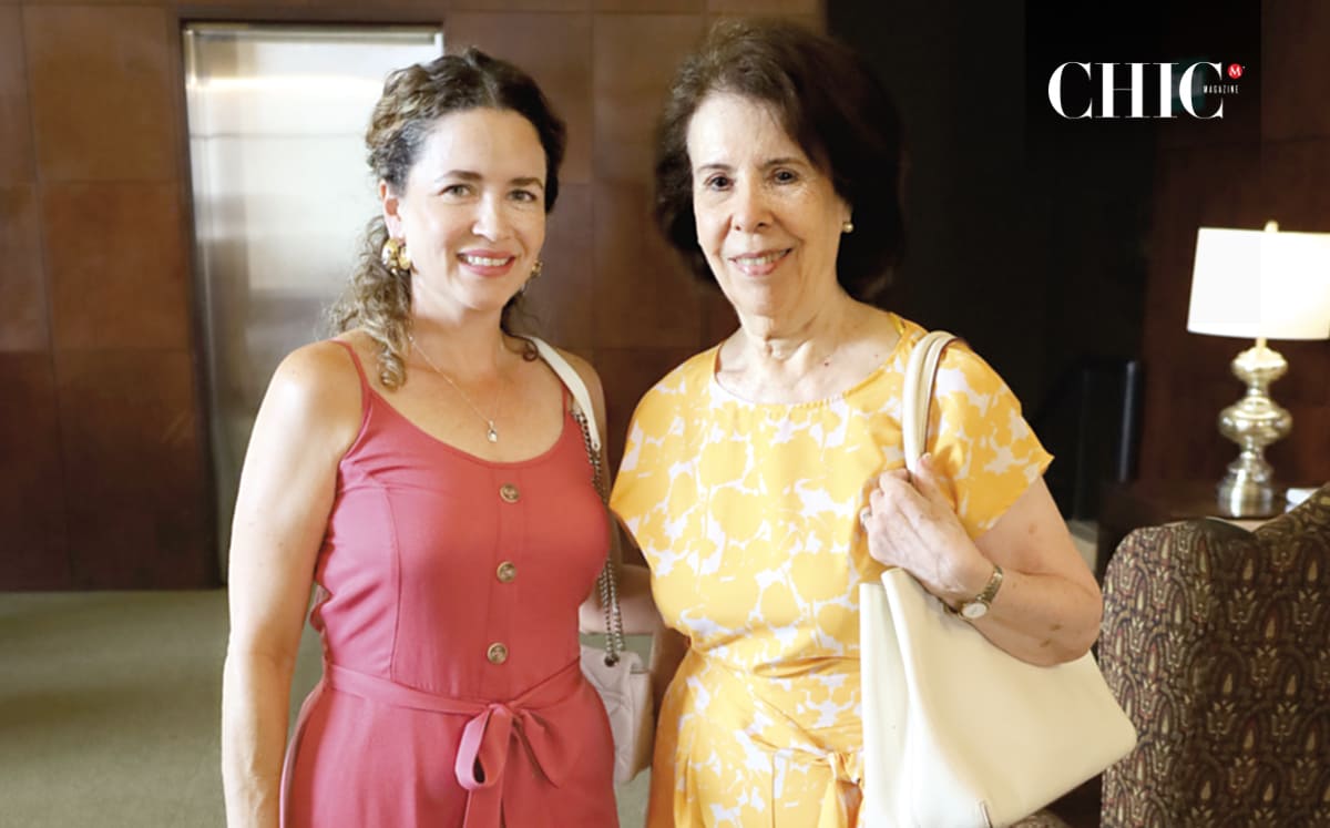 CLAUDIA PESQUERA Y MARÍA ISABEL CHAVEZ