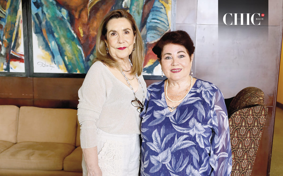 MARÍA ELISA DE VILLASANA Y LUCY DE TREVIÑO