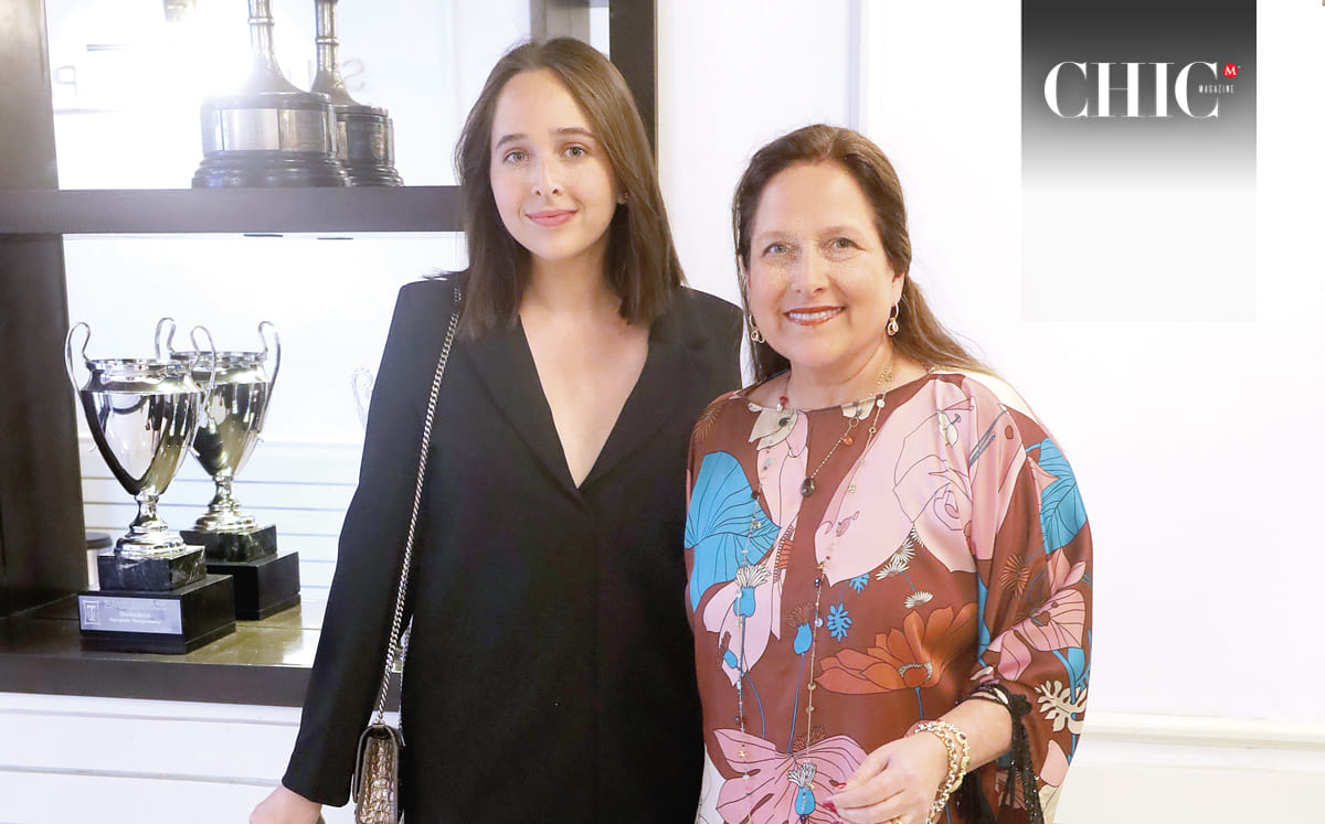 MÓNICA SANTISTEBAN Y MÓNICA DE LUNA