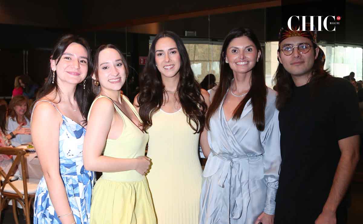 Ana Karen Beltrán, Balbina Leal, Rosa Alicia Herrera, América Sandoval y Diego Rodríguez / Fotos: Roberto Alvarado