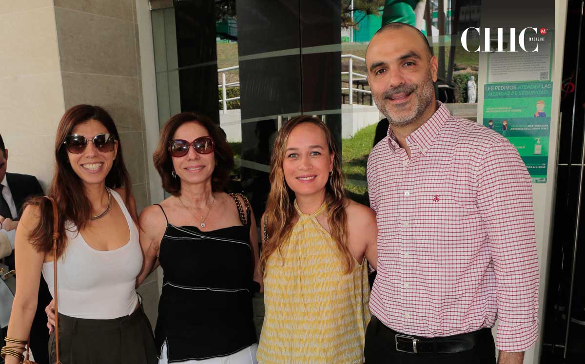 Chelin Matar, Cheline Kattas, Emily Voss y Juan Hayek