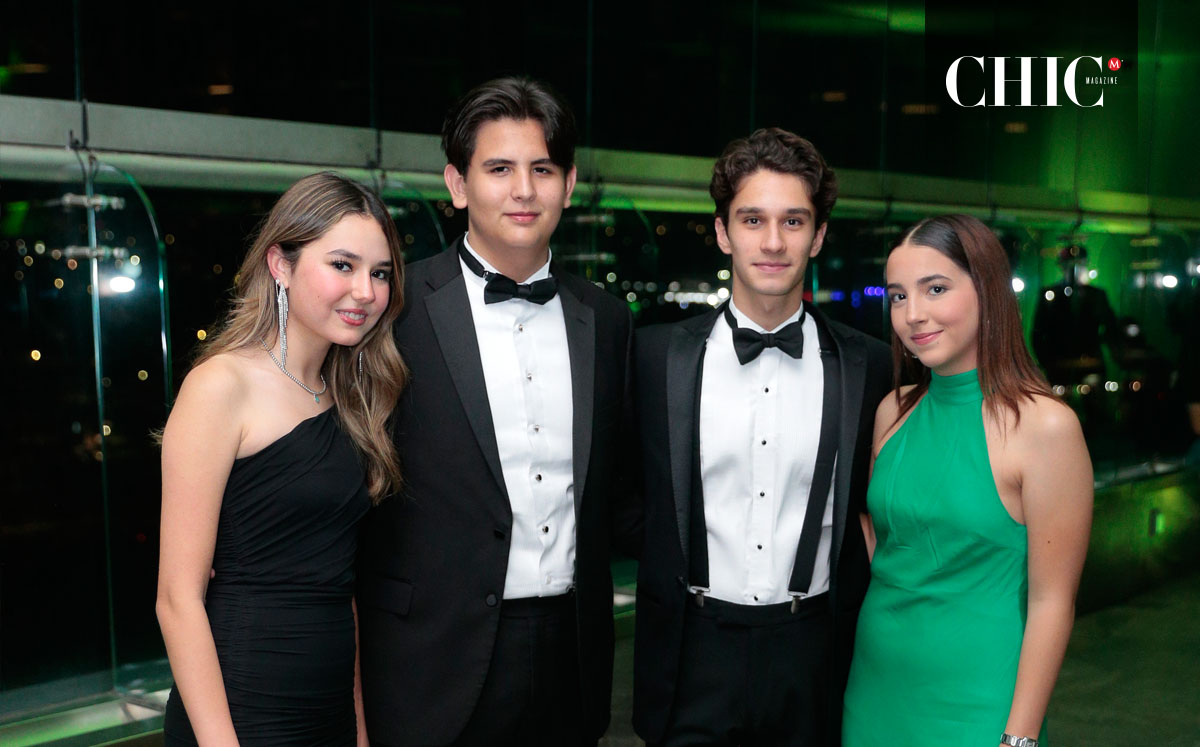 Natalia Lozano, Andrés Zivec, Andrés Tomae y Ana Fer Fuentes