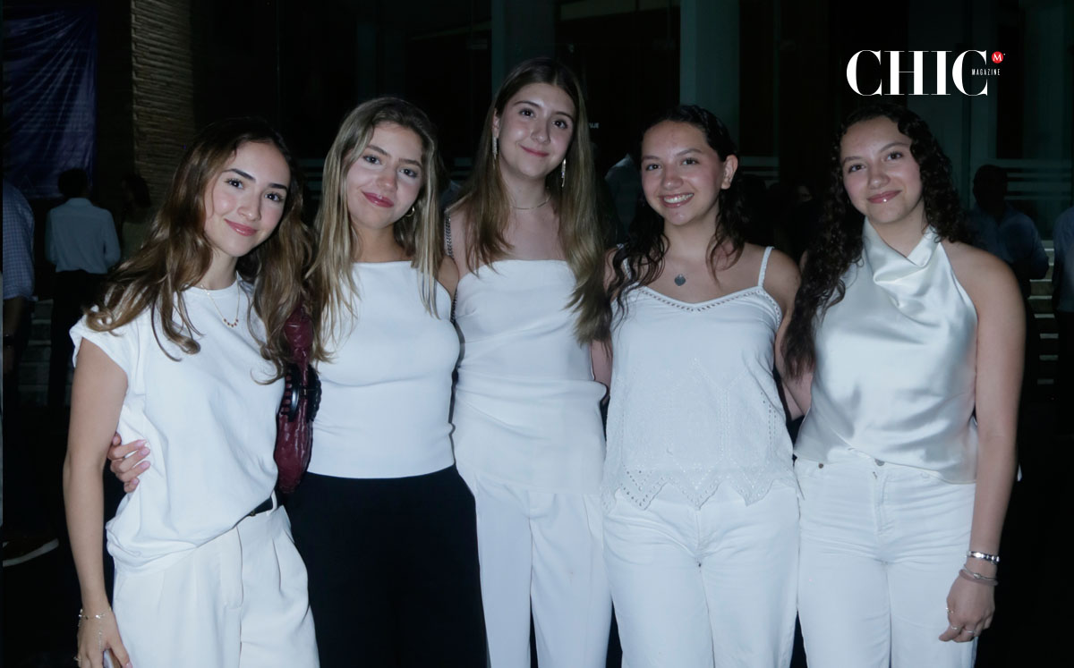 Ximena Villarreal, Isabella Ramos, Martha Marroquín, Caterine Zreik y Nicole Zreik