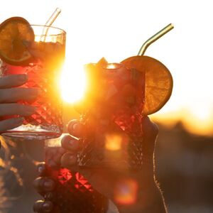 Los cócteles más fáciles y refrescantes para días calurosos (Foto: Freepik)