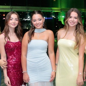 Emilia Torres, Raquel Serna, Eugenia Medina, Alessa López y Daniela Ramírez