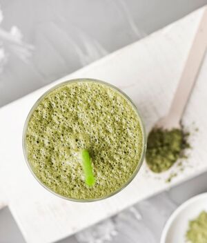 Esta es la realidad sobre si el té matcha ayuda a adelgazar o no (Freepik)