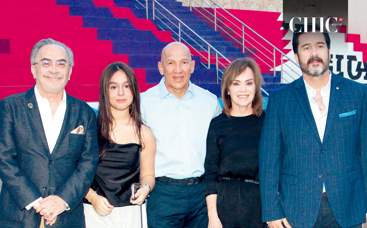 José Sierra, Luciana Garza, Manuel Barreda, Ana Sierra y Carlos Sierra