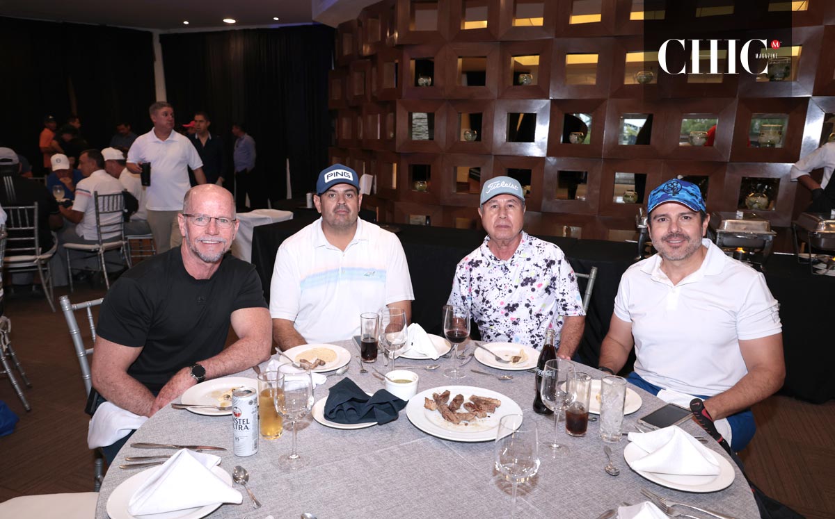 Daniel, Rogelio, Manuel y Oswaldo