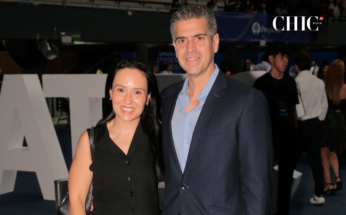 Daniela Davila y Daniel Davila