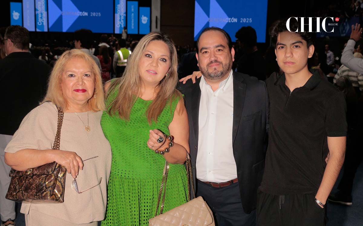 Maria Luisa Calvillo, Brenda Chavarria, Jesus Mier y Bernardo Mier