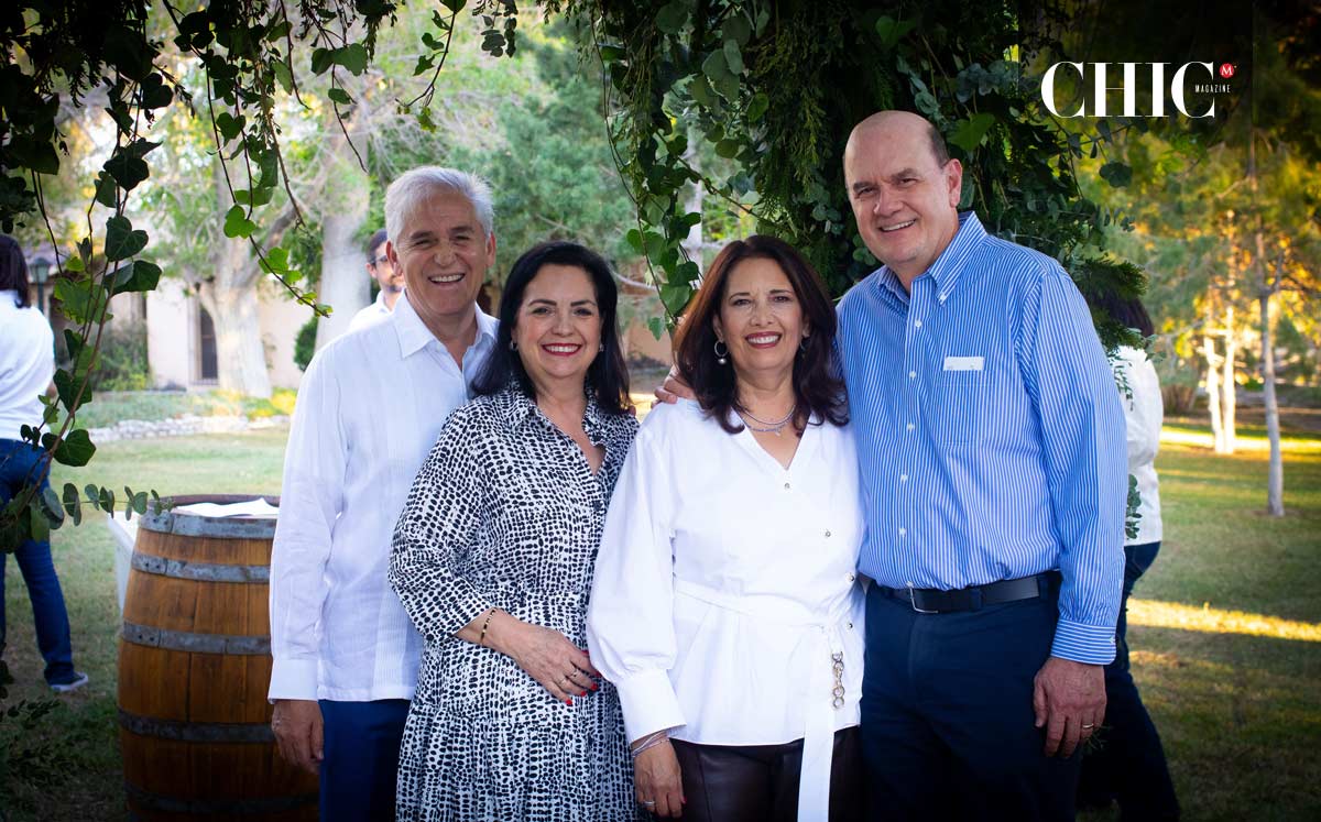 Miguel Ángel, Perla, Claudia y Francisco