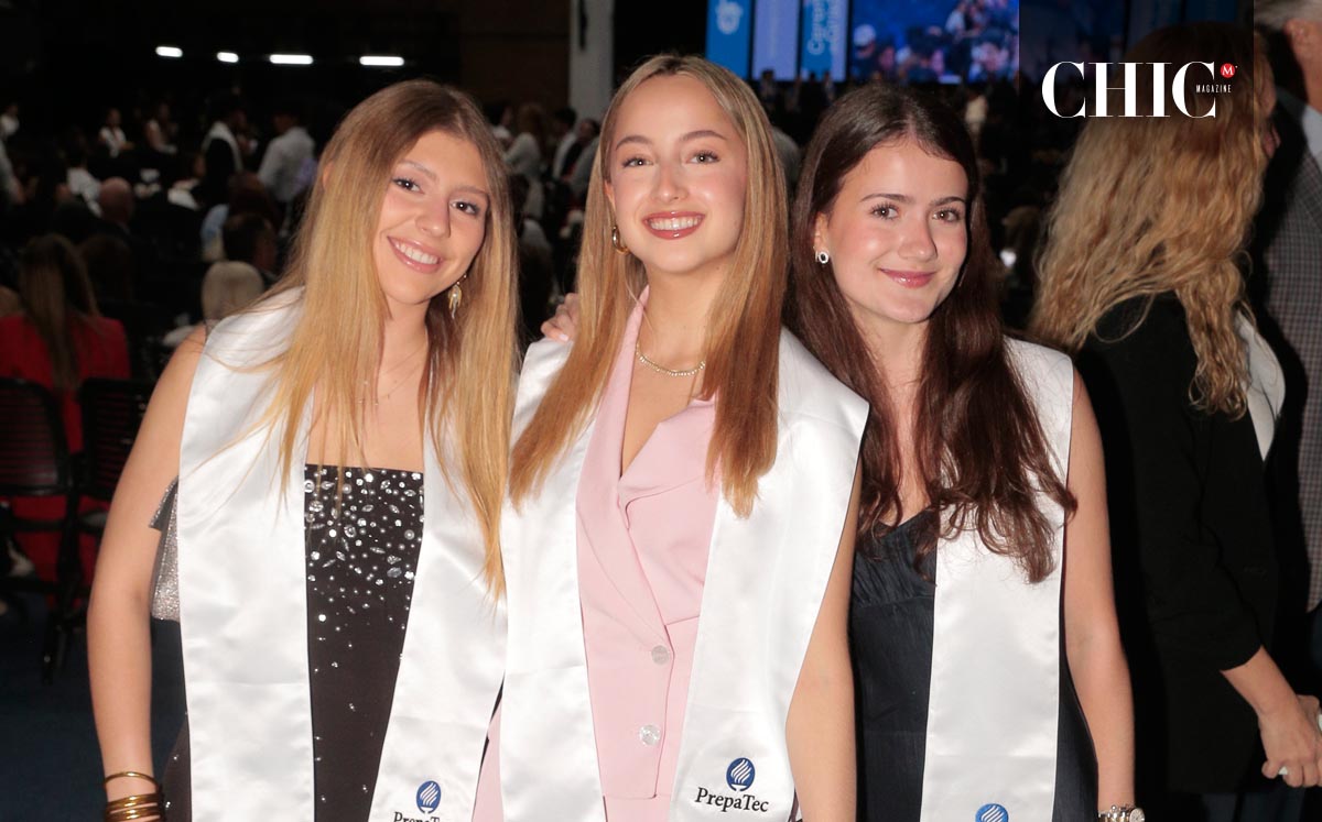 Raquel Chapa, Vanessa Canavati y Alina Yañez