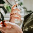 Natura sorprende con una fragancia perfecta para regalar el Día del Padre (Getty Images)