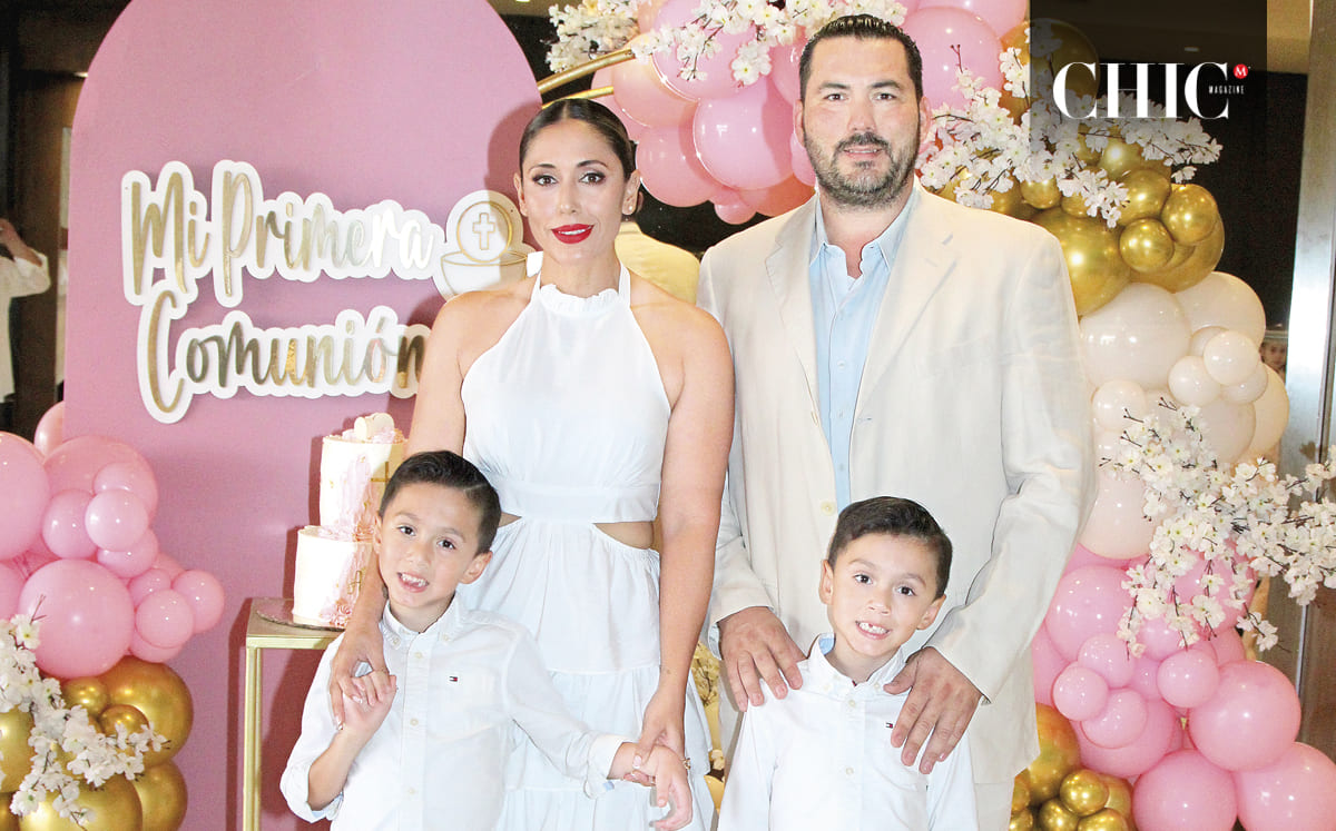 Zandra Lozano, Erick Plaza, Elias Plaza y Erick Plaza