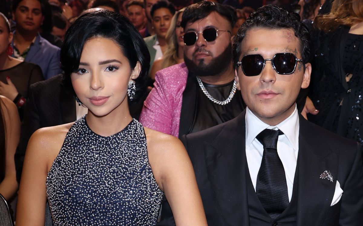 Christian Nodal sustituye a Yuridia al cantar “Qué Agonía” con Ángela Aguilar (Getty Images)