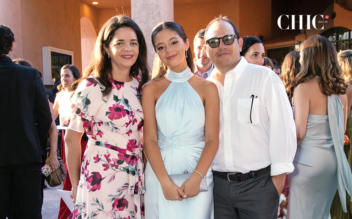 Gaby Martínez, Emilia Martínez y Javier Martínez