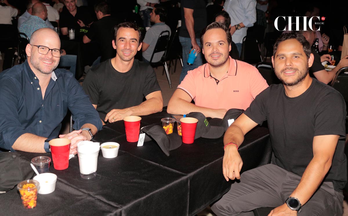Guillermo Putz, Oscar Martinez, Hugo Mier y  Gilberto Fernandez