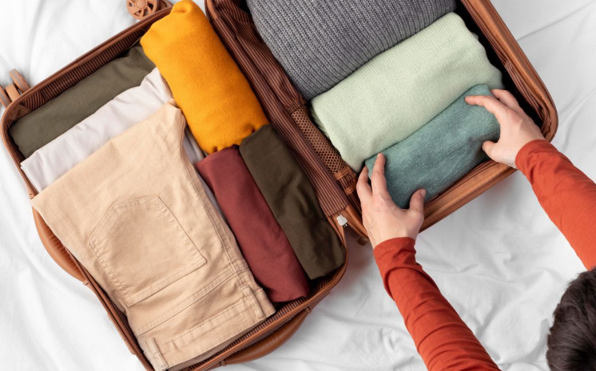 Cómo empacar una maleta carry-on: Guía definitiva (Foto: Freepik)