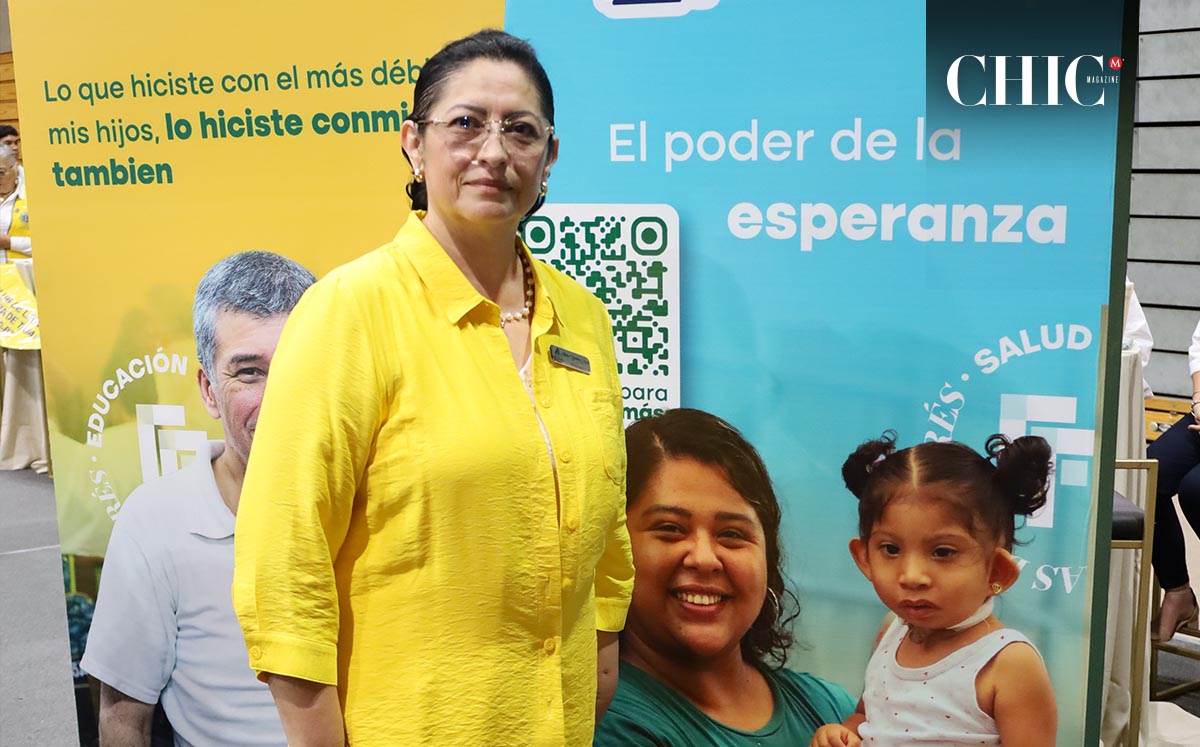Alicia Barrón abriendo el diálogo en la Primera Cumbre de Participación Ciudadana
