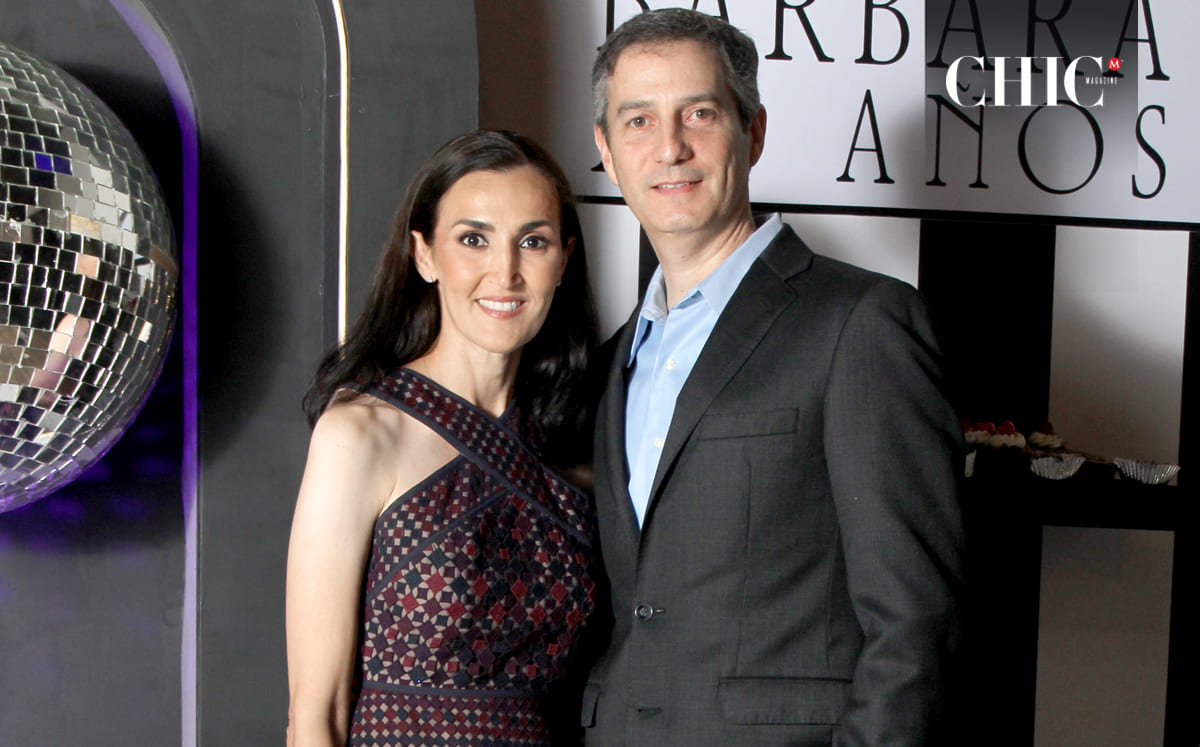 Bárbara de Hinojosa y Carlos Hinojosa felices de disfrutar a lado de su hija