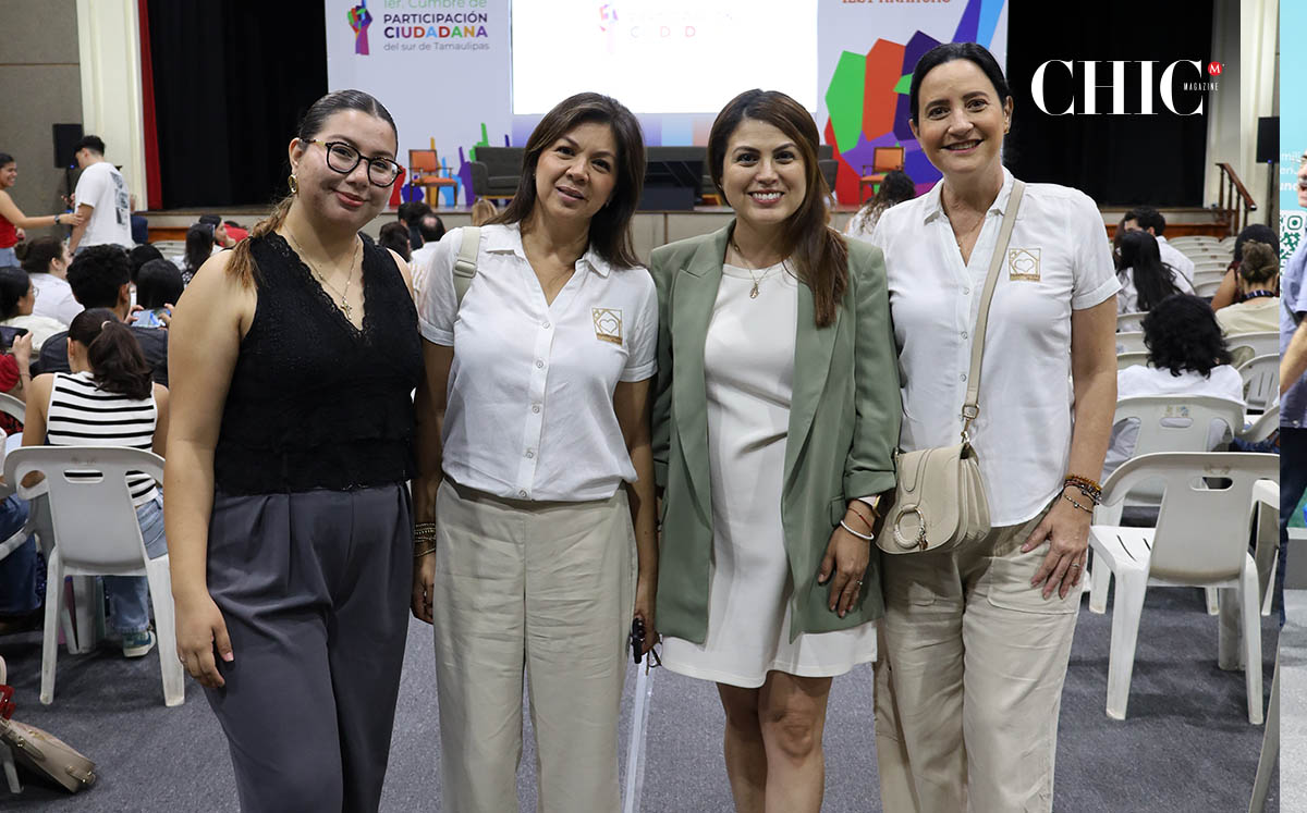 Erika Martínez, Claudia Martínez, Lesvia De La Rosa y Marta Holguera posaron para nuestra lente