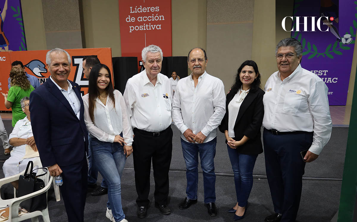 Marin Martínez, Marian Santiago, Julian González,Marco Escamilla, Lorena Hernández y José Alberto Lozano