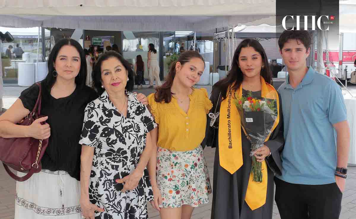 Adriana Montelongo, Dolores Gómez, Luciana Peña, Isabella Peña y Sergio Charles / Fotos: Daniel Saldívar