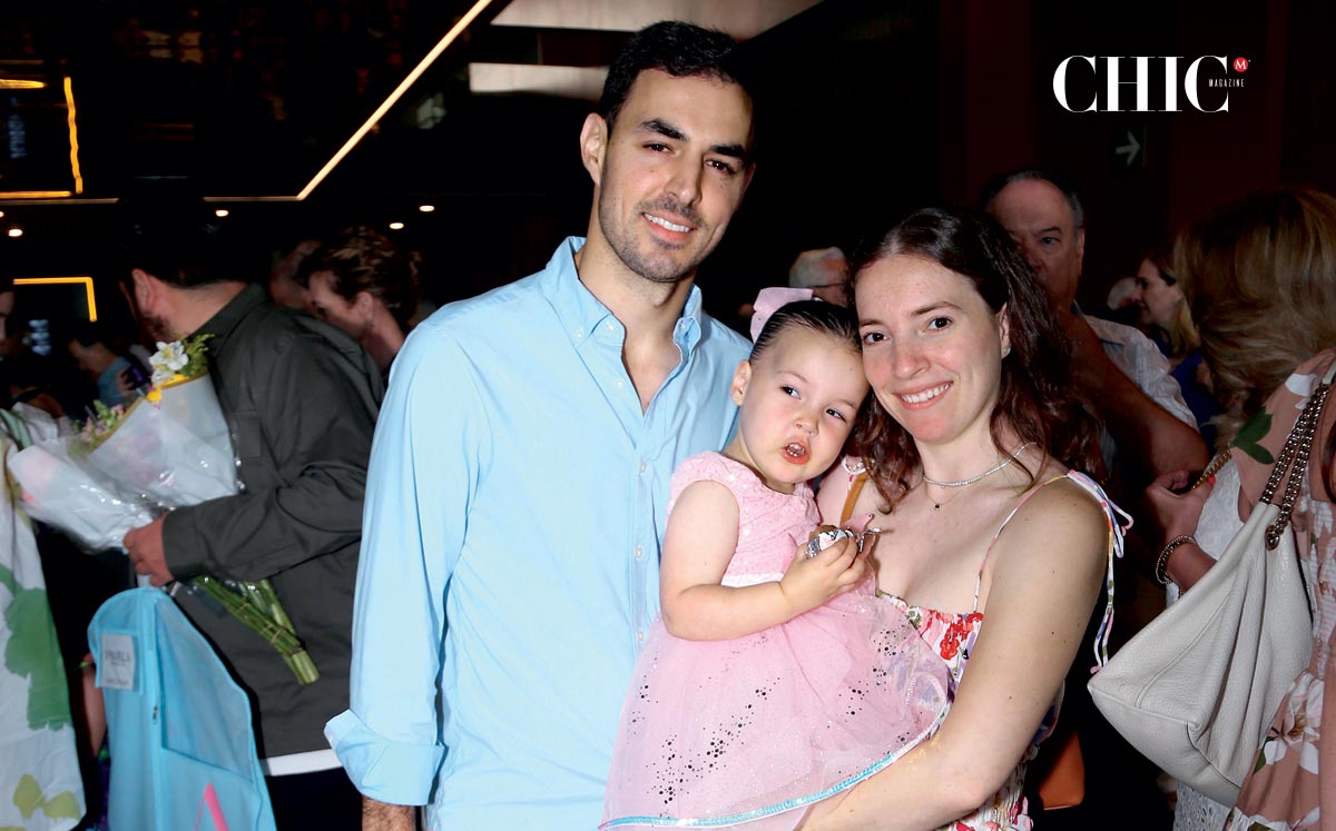Alejandro Cueva, Sofía Cueva y Mariana González