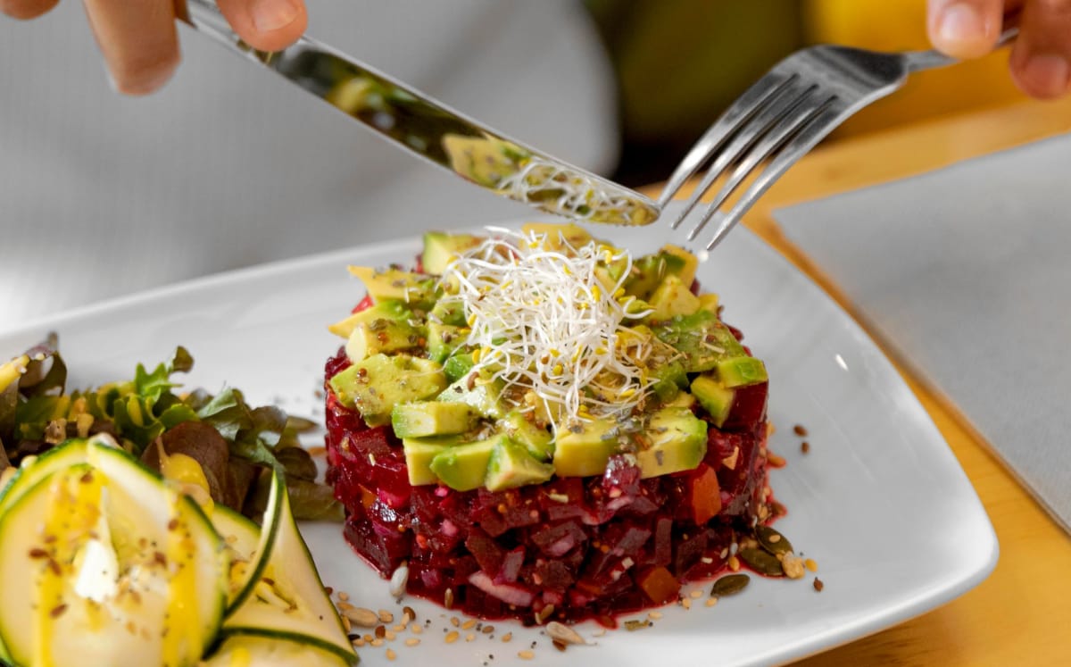 Debes conocer estos restaurantes que cuidan del medio ambiente (Freepik)