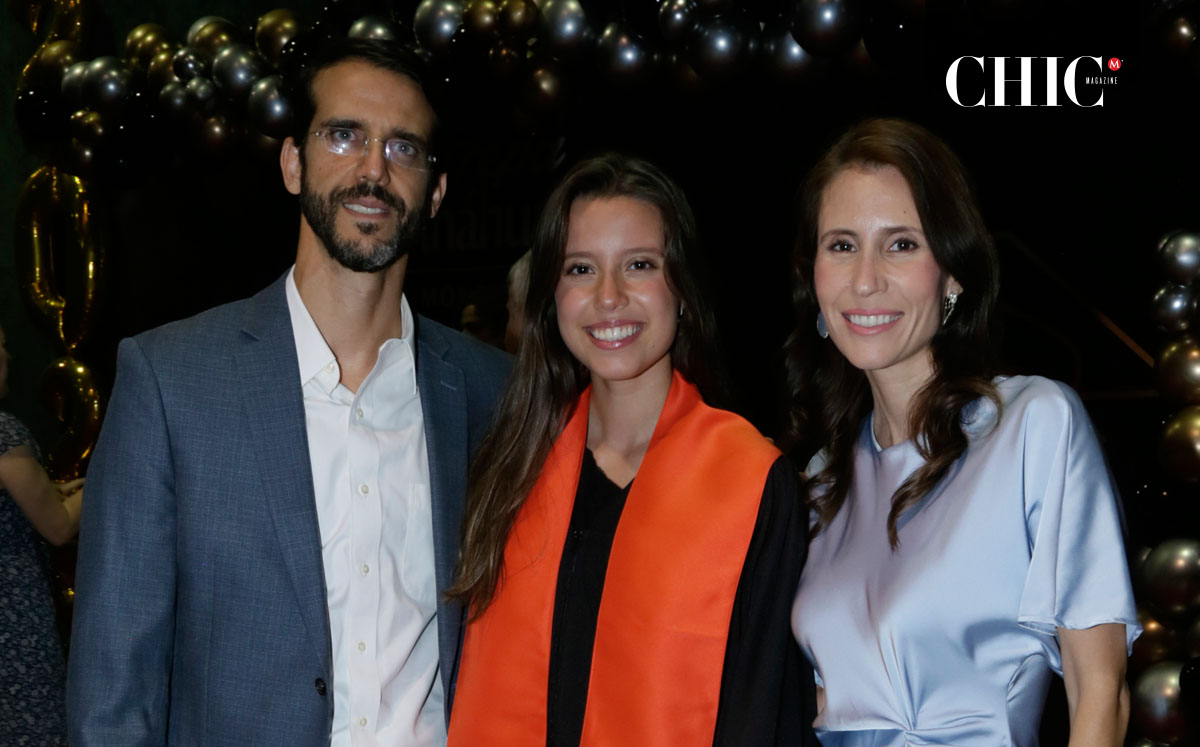 Evaristo Martínez, Uzara Martínez y Uzara González