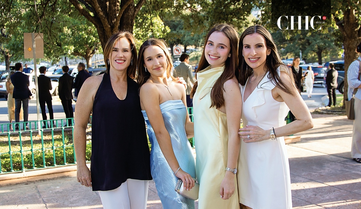 Alexandra Armstrong, Alexa Lafontaine, Andrea Alvarado y Mayra De los Santos / Fotos: Roberto Alvarado