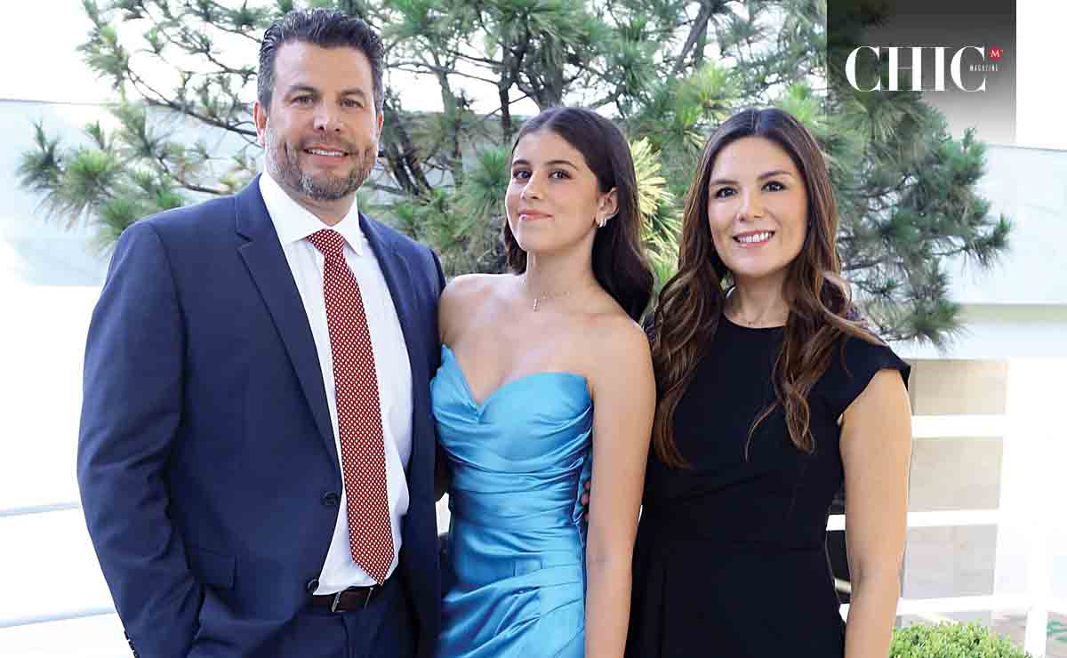 Víctor Bracamontes, Victoria Bracamontes y Kenia Montemayor  / Fotos: Roberto Alvarado