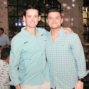 Camilo Kuri  y Gerardo Moses presentes en la cena de bienvenida