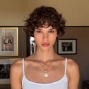 La inspiración de este corte es la modelo estadounidense Christy Turlington. (Foto: @mathilda.gvarliani)