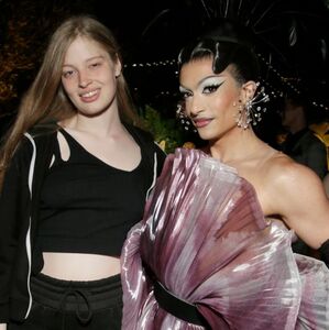 Debut drag, mensaje político y críticas: lo que vivió la hija de Musk (Getty Images)