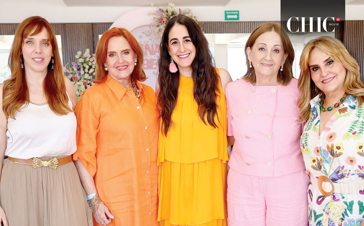 Balu Treviño, Balu Salinas, Alexa Nuñez, Graziella Salinas y Katia Salinas  disfrutaron de una hermosa vista desde el Hotel Boutique Soleare