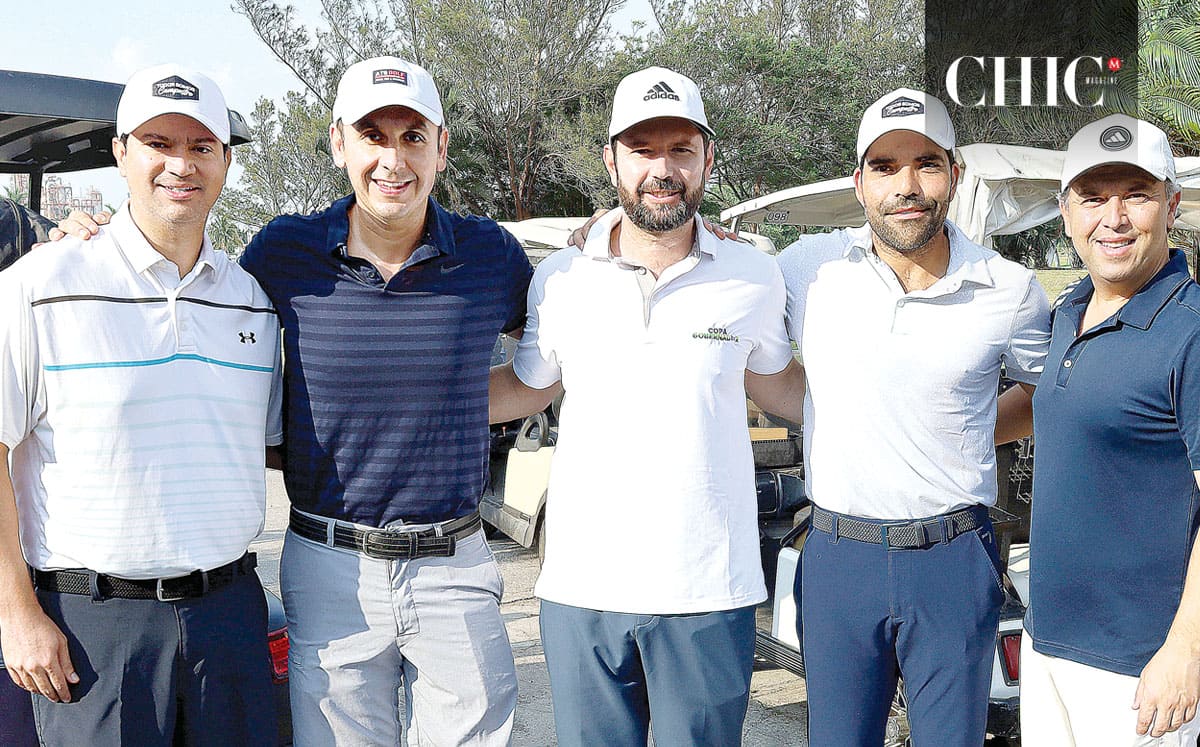 En el Club de Golf de Refinería Madero, amigos de Jorge Villarreal celebraron junto a él