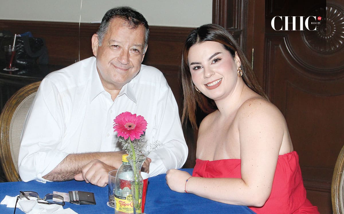 Luis Aragon y Ana Sofía Aragon disfrutaron del buffet del Día del Padre